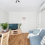 Niceone Apartment Number 3 - W Samym Centrum!